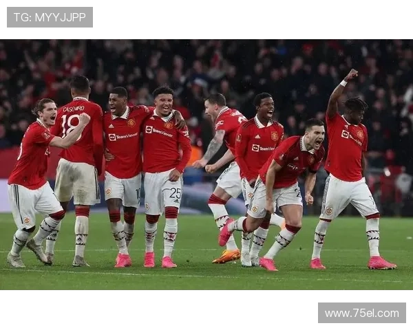 佛罗伦萨vs科莫意杯直播阵容